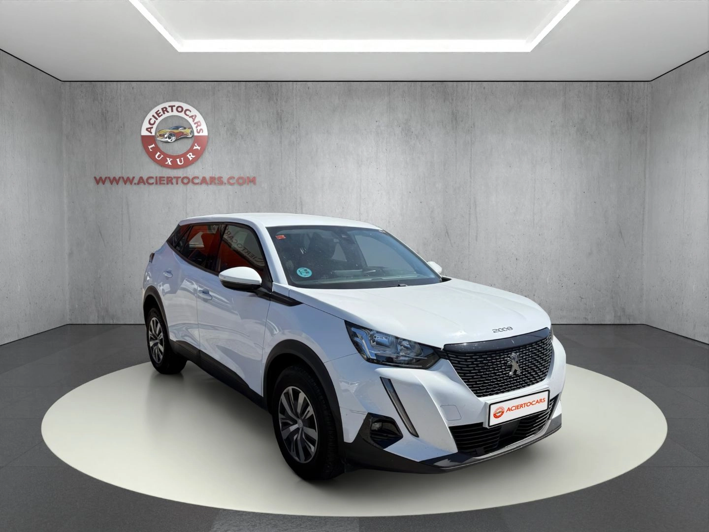 Peugeot 2008 Allure BlueHDI 81kW (110CV) 2021 Diésel Blanco - Vista principal
