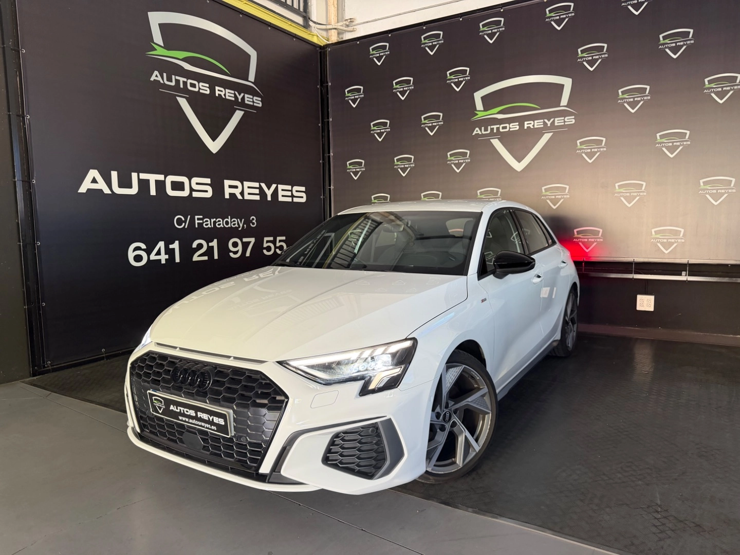 AUDI A3 Sportback Black line 35 TDI 110kW150CV 2022 Diésel Blanco - Vista principal