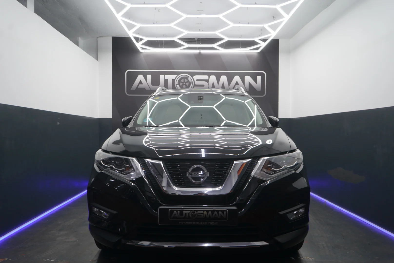 NISSAN X-TRAIL dCi 96kW130 CV Xtronic NCONNECTA 2018 Diésel Negro - Vista lateral
