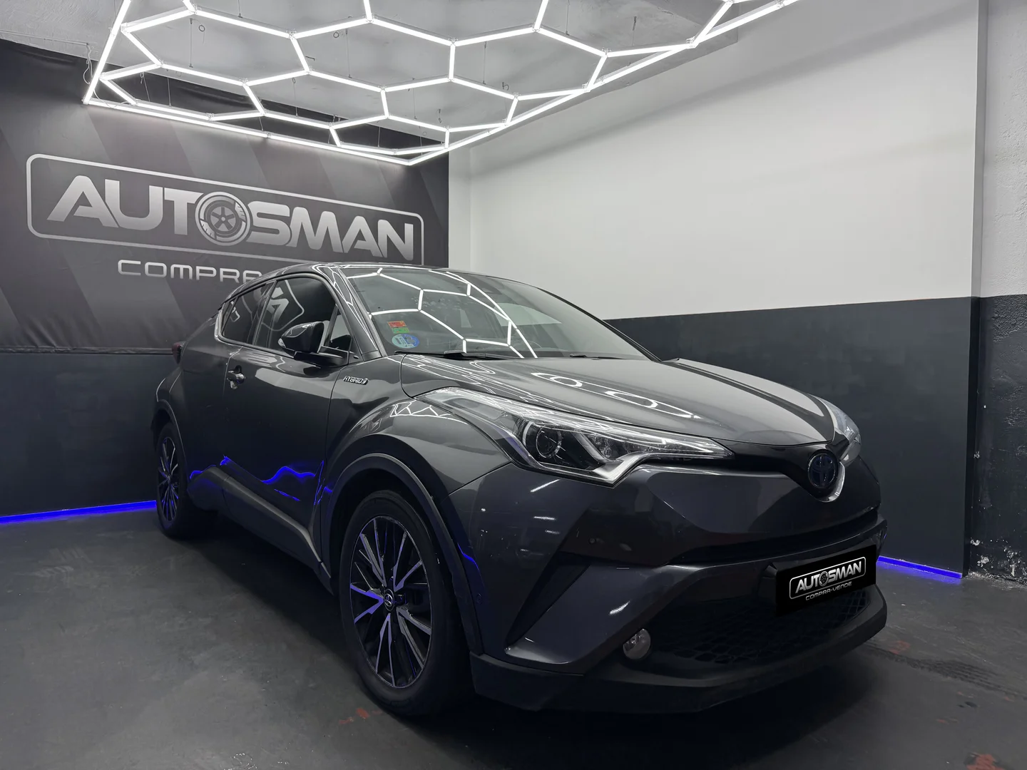 TOYOTA CH-R ADVANCE 2018 Híbrido Gris Plomo - Motor