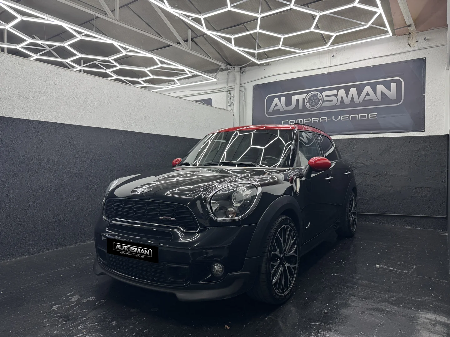 MINI COUNTRYMAN JOHN COOPER WORKS COUNTRYMAN ALL4 auto 2013 Gasolina NEGRO - Vista lateral