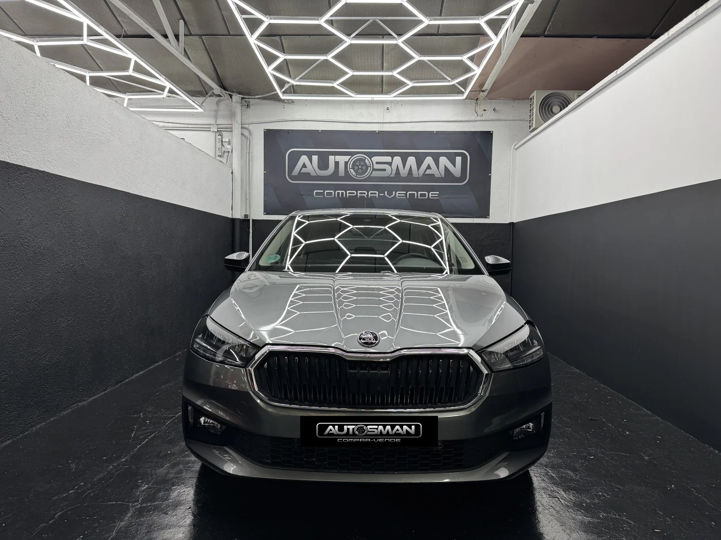 ŠKODA Fabia selection 2024 Gasolina - Interior