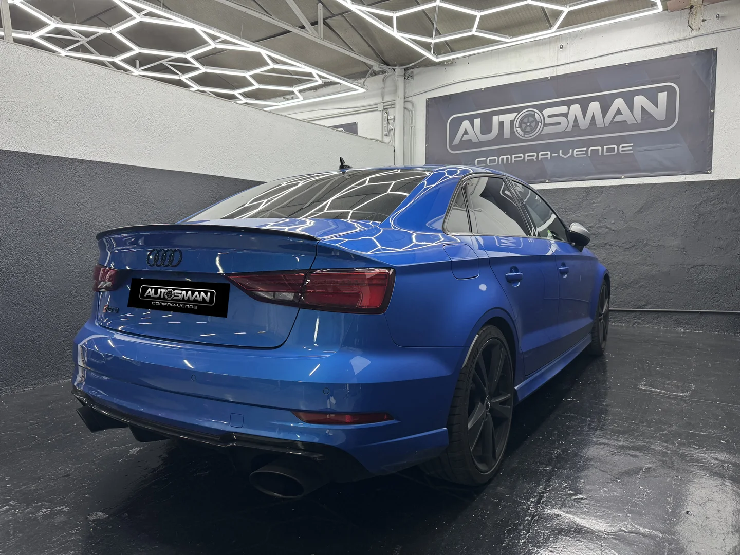 AUDI A3  RS 3 2.5 TFSI quattro S tronic Sedan 2018 Gasolina Azul - Motor