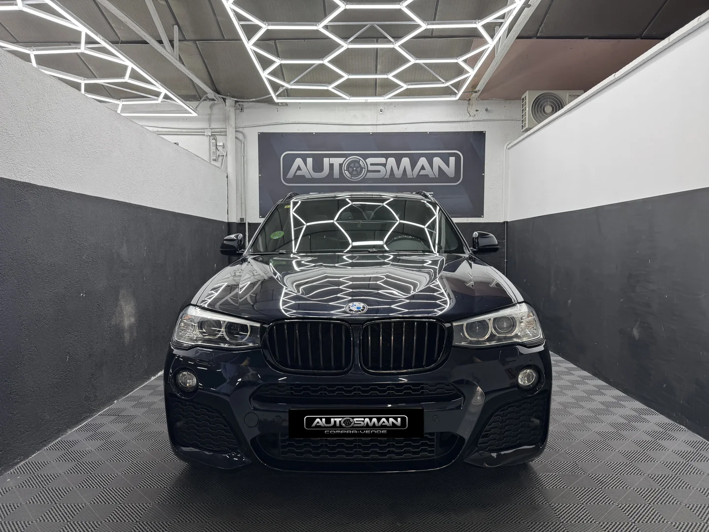 BMW X3 sDrive18d 2016 Diésel Negro - Interior