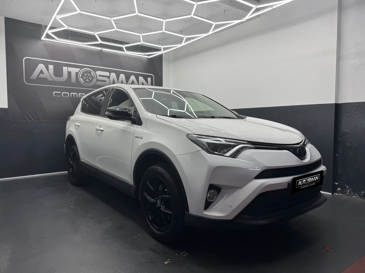 TOYOTA RAV4  2.5l hybrid 4WD Advance 2018 Híbrido Blanco - Motor
