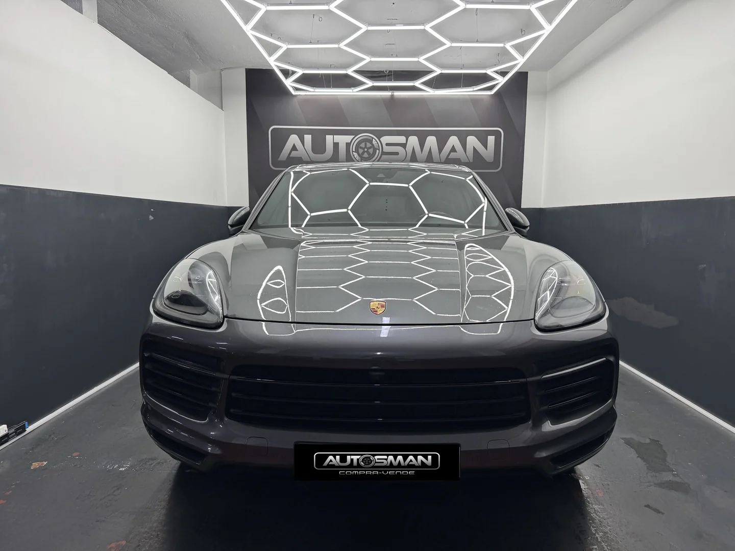 PORSCHE Cayenne EHybrid 2020 Híbrido Gris - Interior