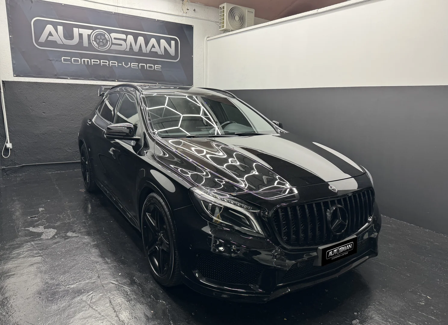 MERCEDES-BENZ Clase GLA  Clase GLA GLA 220 CDI AMG Line 2014 Diésel Negro - Motor