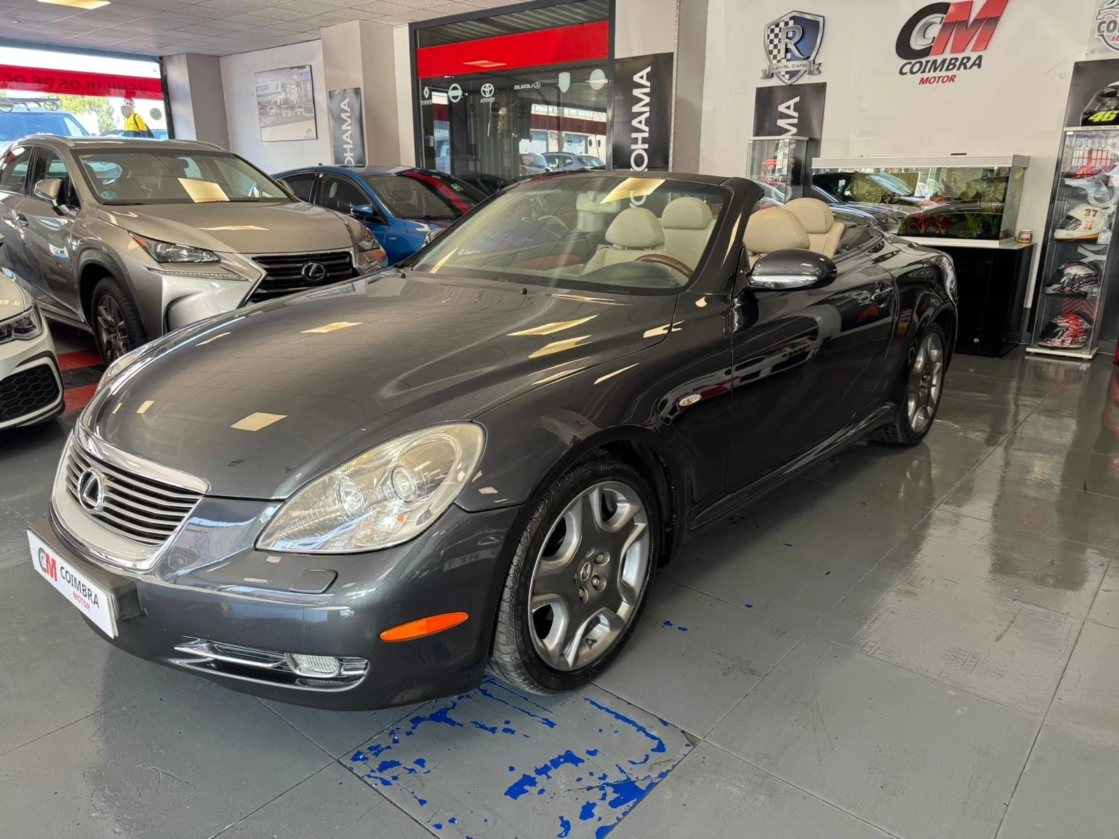 LEXUS SC430 - 2006 Gasolina Gris / Plata - Vista principal