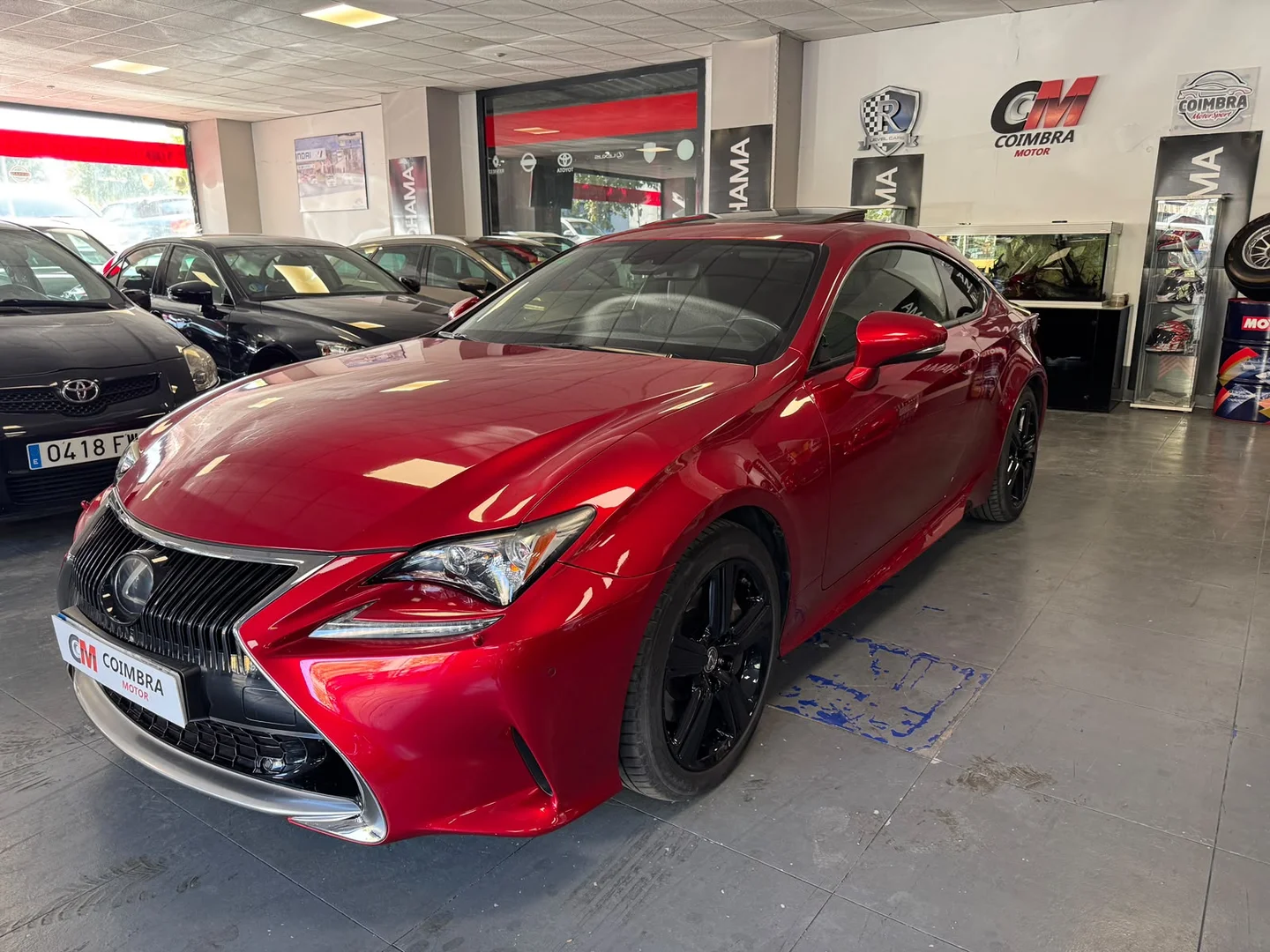 Lexus RC 2.5 300h Executive Navigation 2019 Híbrido Rojo - Vista principal