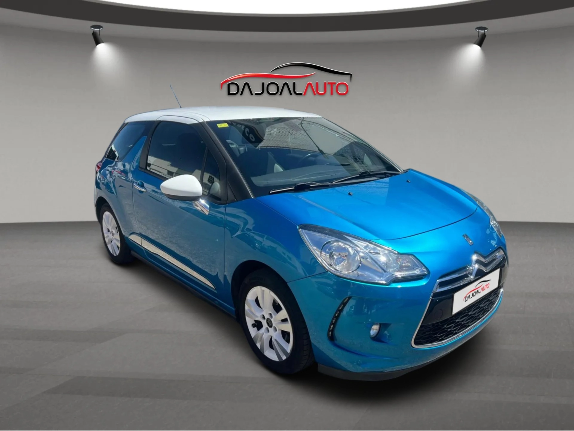 DS DS 3 PureTech 82 S&S ETG Design 2015 Gasolina Azul - Vista principal
