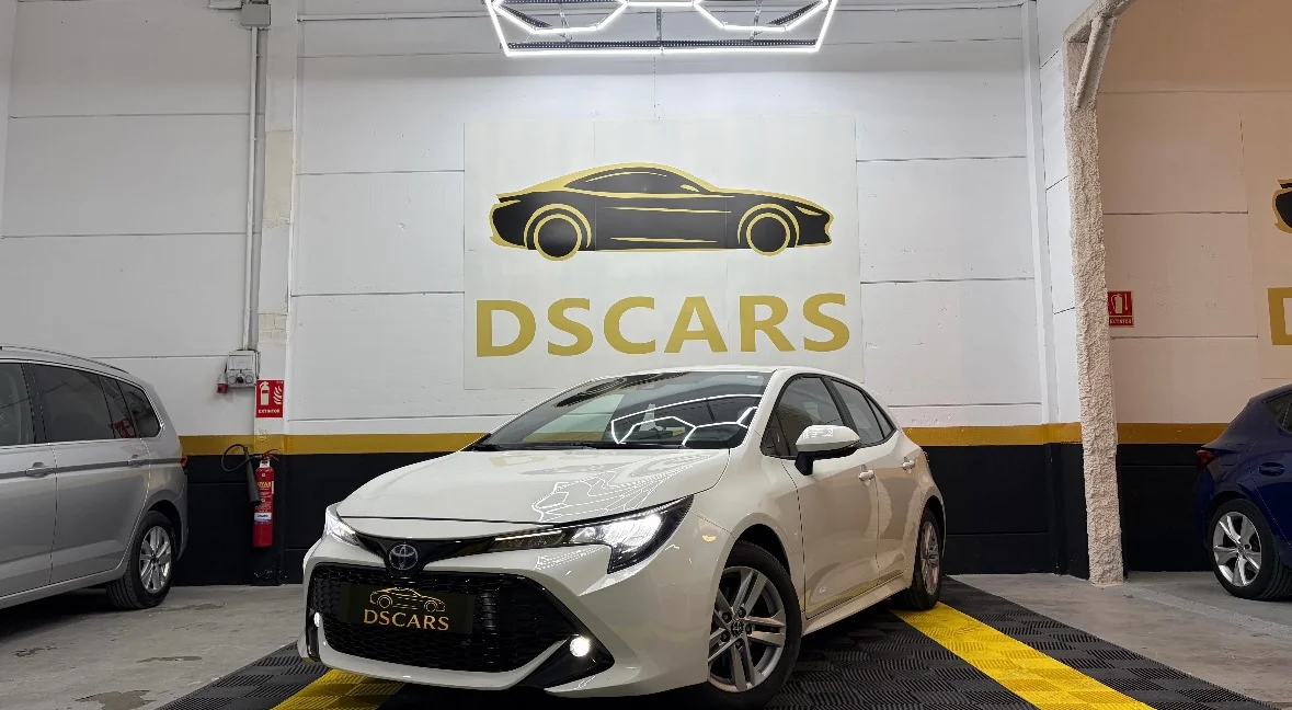 Toyota Corolla 140H Style 2023 Híbrido Blanco - Vista principal