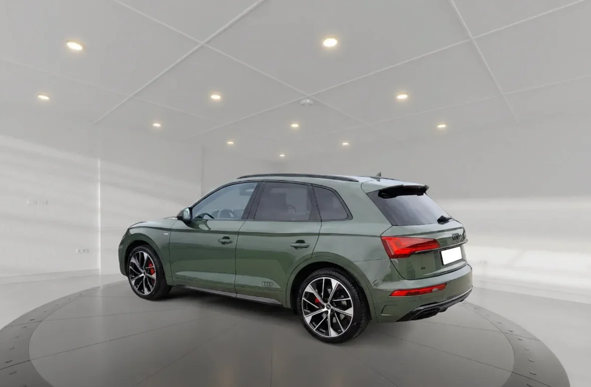 AUDI Q5 50 TDI quattro uno Matrix AHK B&O RFK 2021 Diésel Verde - Vista lateral