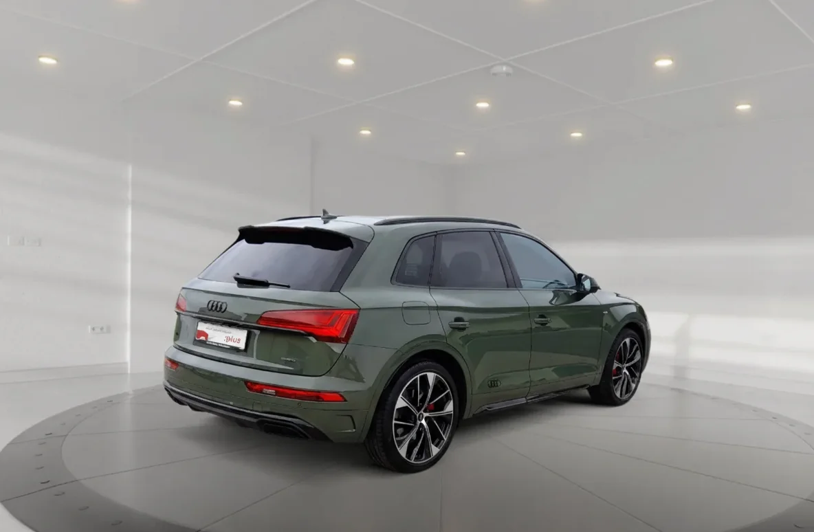 AUDI Q5 50 TDI quattro uno Matrix AHK B&O RFK 2021 Diésel Verde - Interior