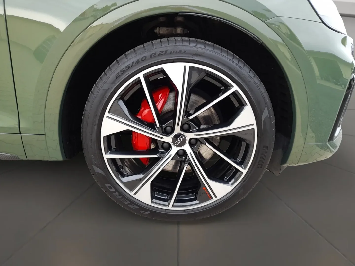 AUDI Q5 50 TDI quattro uno Matrix AHK B&O RFK 2021 Diésel Verde - Imagen 6 de 17