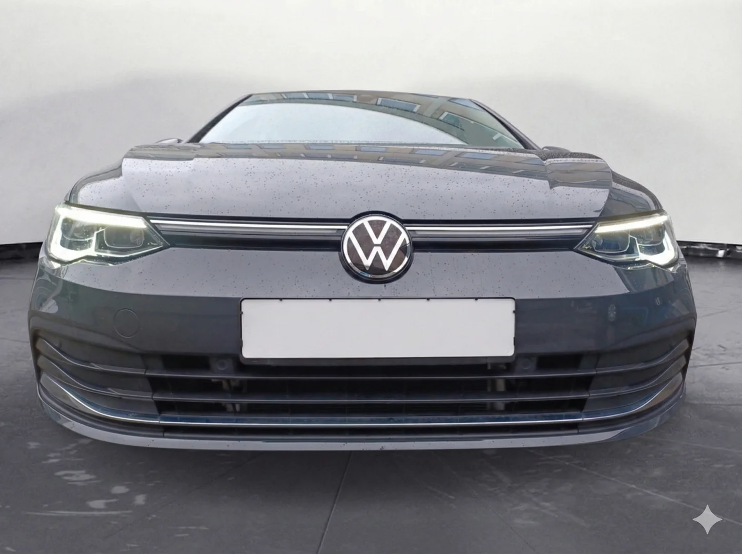 VOLKSWAGEN GOLF 1.4 eHybrid 2021 Híbrido Gris - Vista lateral