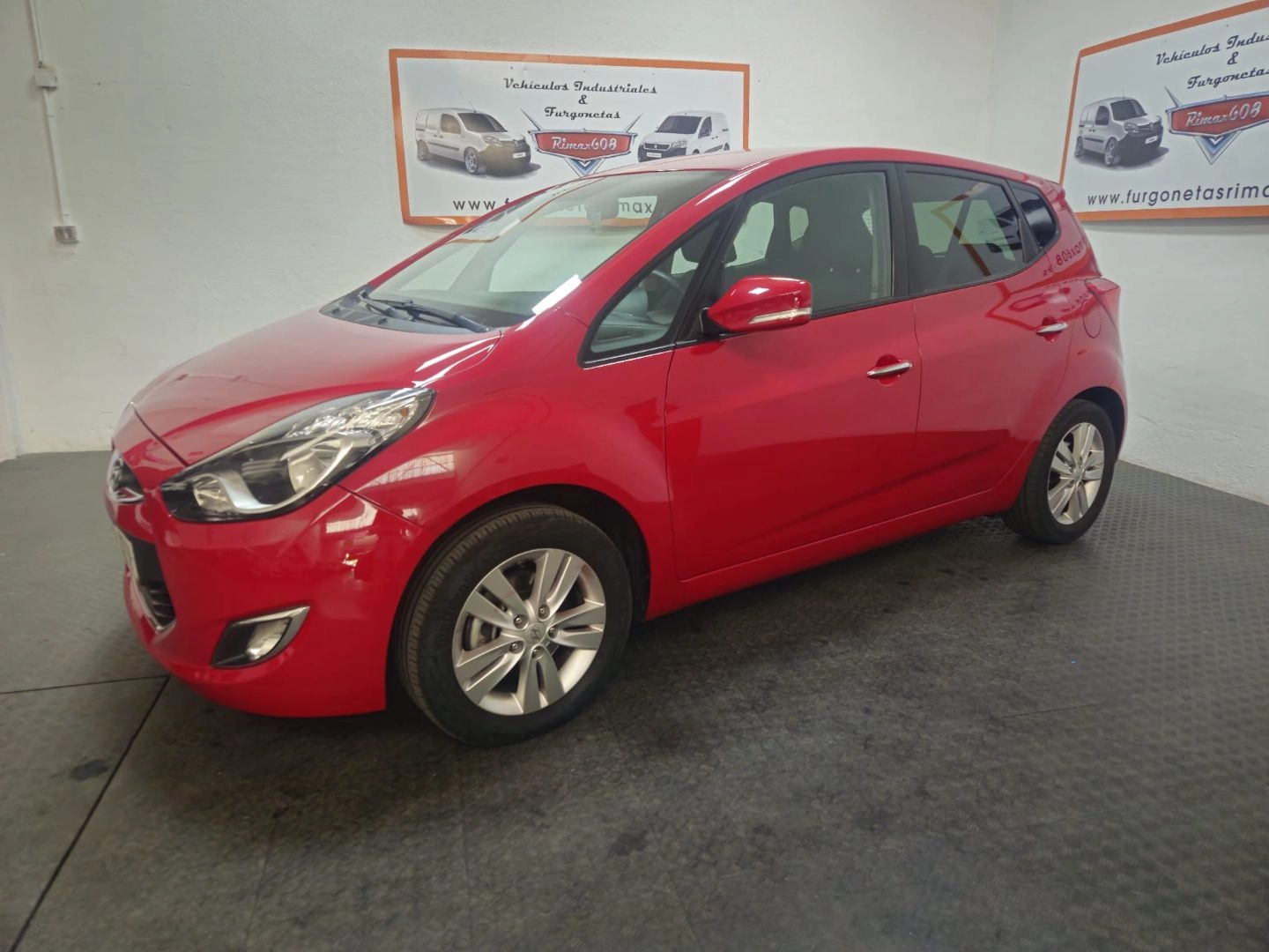 HYUNDAI ix20 1.4 MPI Klass 2014 Gasolina Blanco - Vista principal