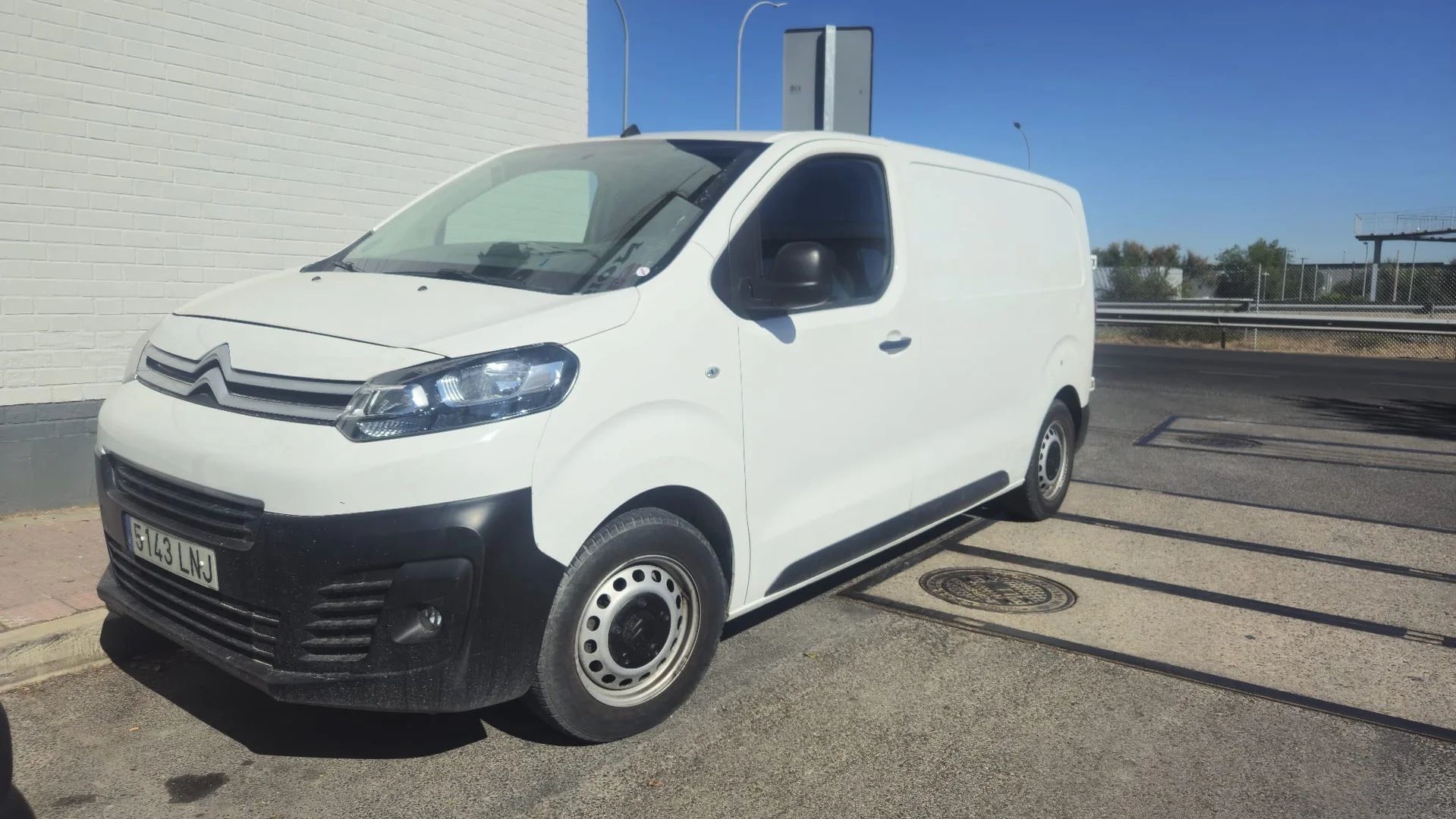 Citroën Jumpy Talla M BlueHDi 120 S&S 6v Worker 2021 Diésel Blanco - Vista principal