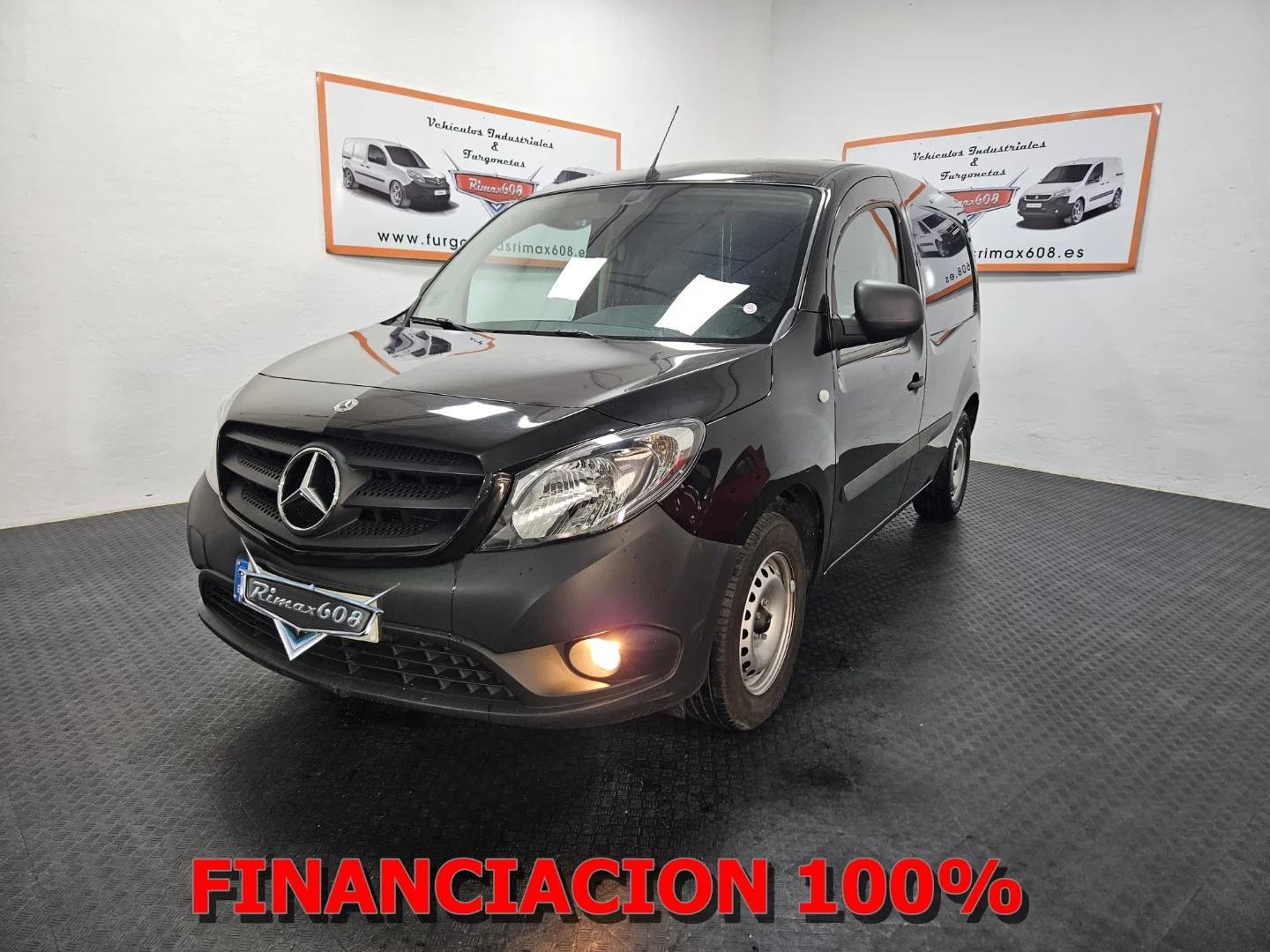 Mercedes-Benz Citan 109 CDI Furgón Largo 2020 Diésel Negro - Vista principal