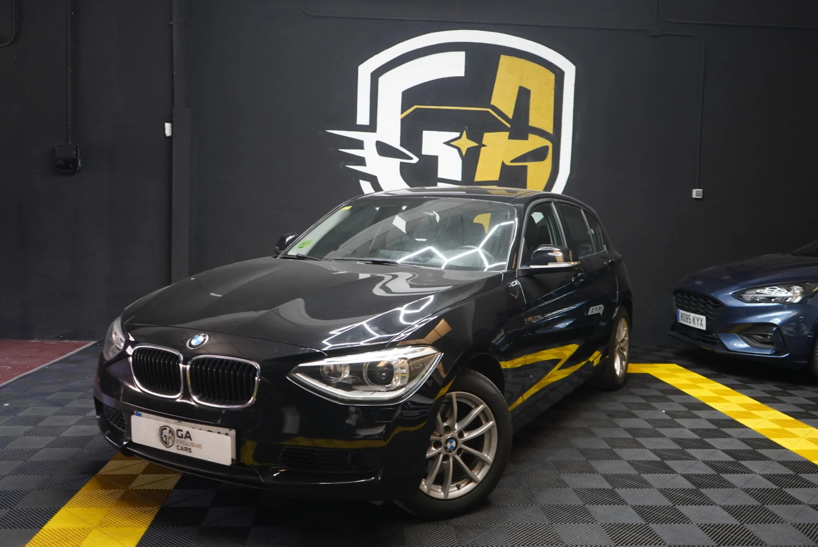 BMW Serie 1 118i 2014 Gasolina Negro - Vista principal