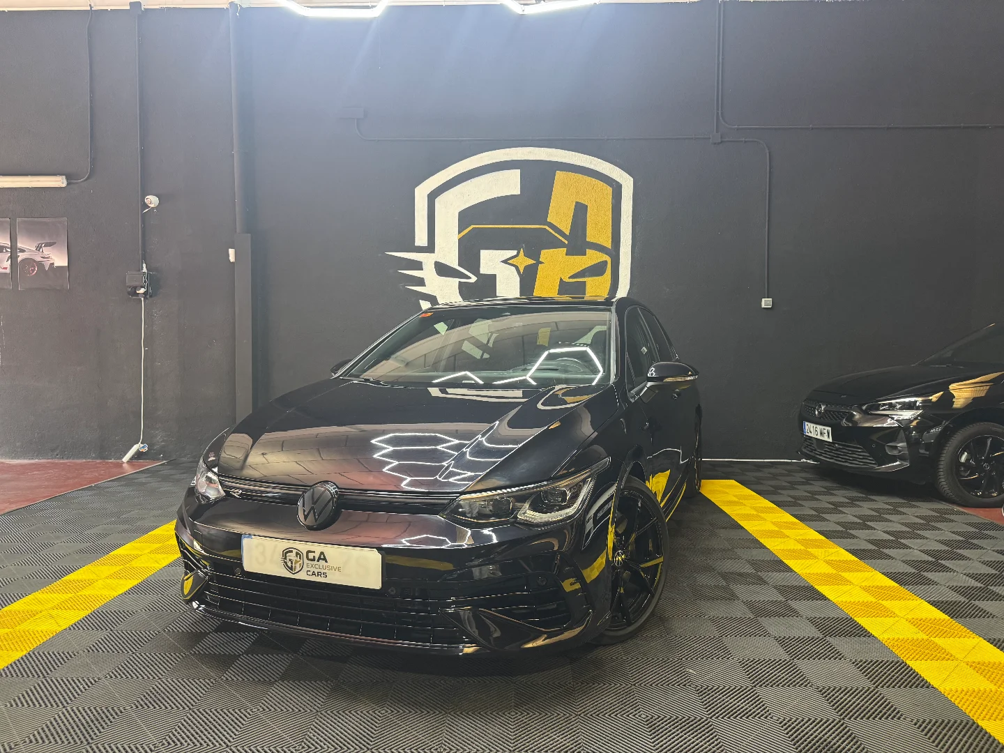 Volkswagen Golf R 2.0 TSI 235kW (320CV) 4Motion DSG 2021 Gasolina Azul - Vista principal