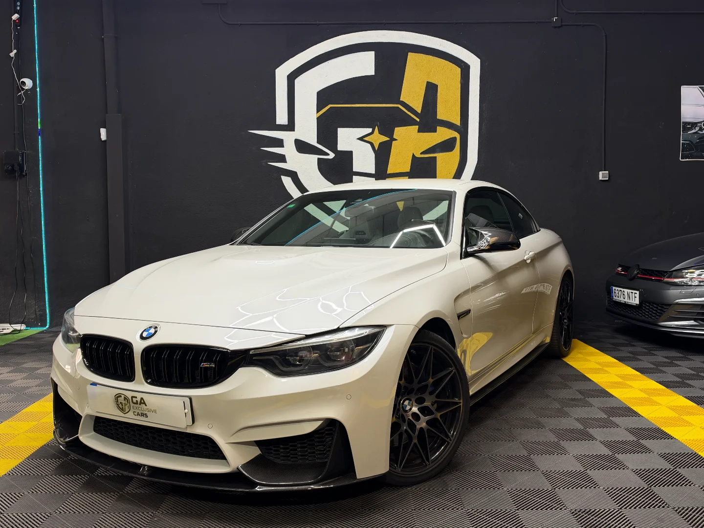 BMW Serie 4 M4 A 2017 Gasolina Blanco - Vista principal