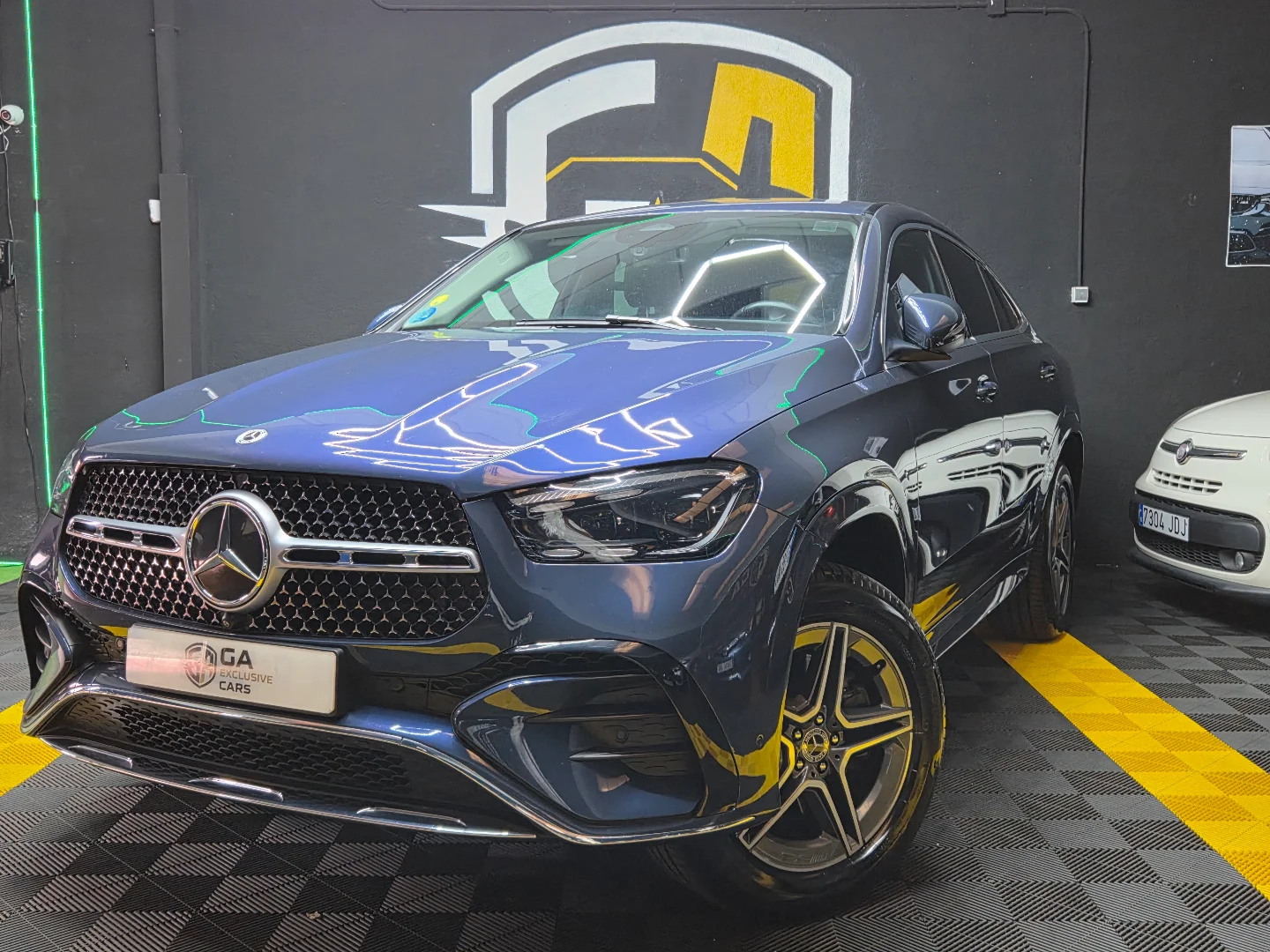 Mercedes-Benz GLE Coupé GLE 300 d 4MATIC 2024 Microhíbrido diésel (MHEV) Azul - Vista principal