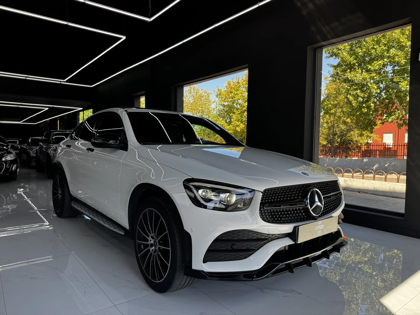 Mercedes-Benz GLC Coupé GLC 200 4MATIC 2026 Híbrido Blanco - Vista principal