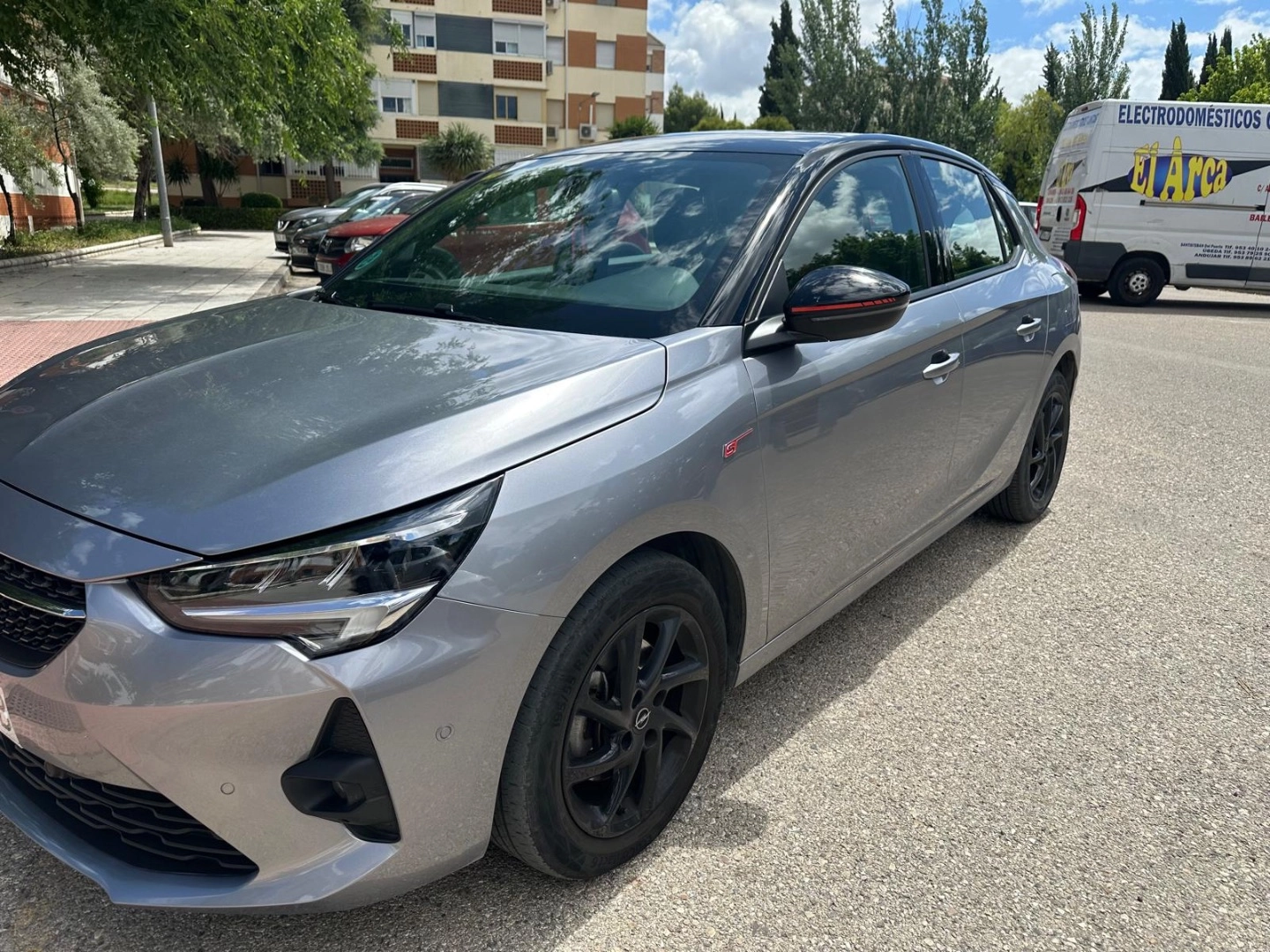 OPEL Corsa 1.2T XHL 74kW 100CV GSLine 2021 Gasolina Gris / Plata - Vista principal