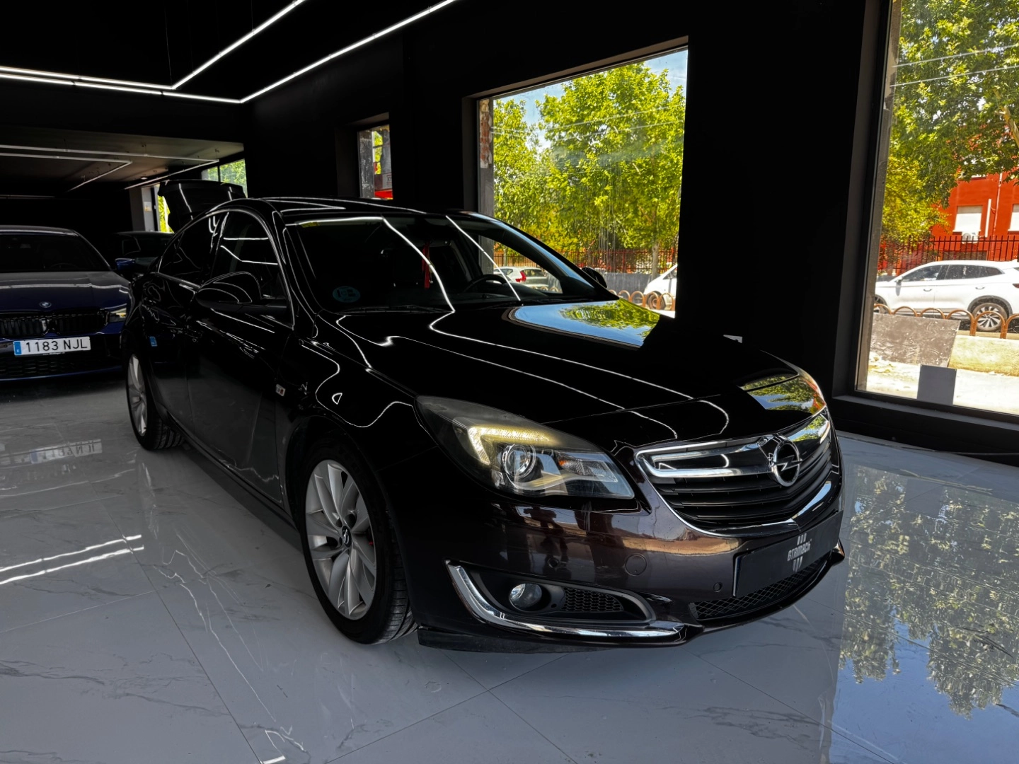 OPEL Insignia 1.6 CDTI SS ecoF 100kW 136CV Business 2017 Diésel Rojo - Vista principal