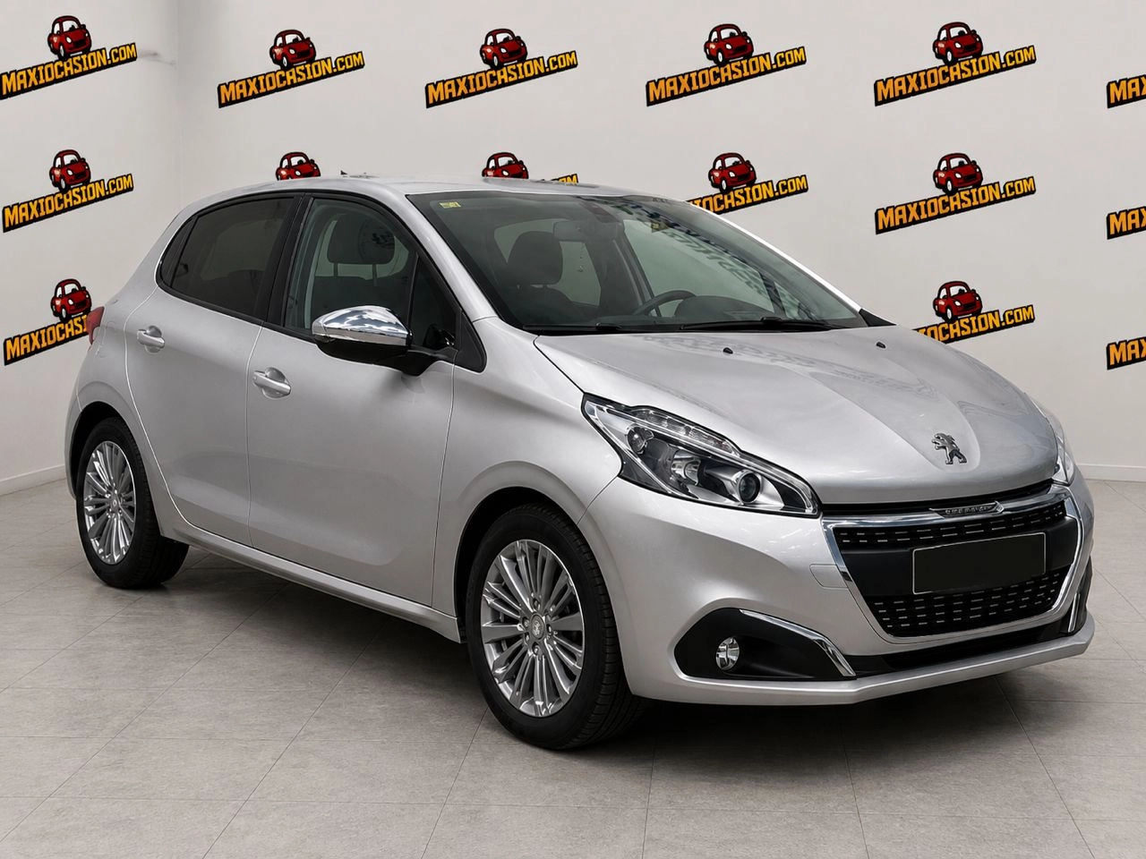 PEUGEOT 208 5P ACCESS 1.2L PureTech 60KW 82CV 2016 Gasolina Gris / Plata - Vista principal