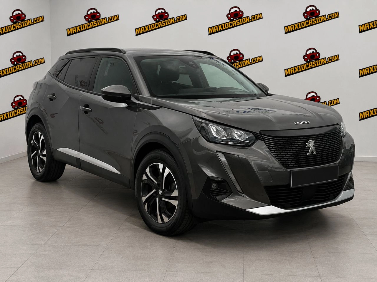PEUGEOT 2008 Roadtrip BlueHDI 81kW 110CV 2021 Diésel Gris / Plata - Vista principal