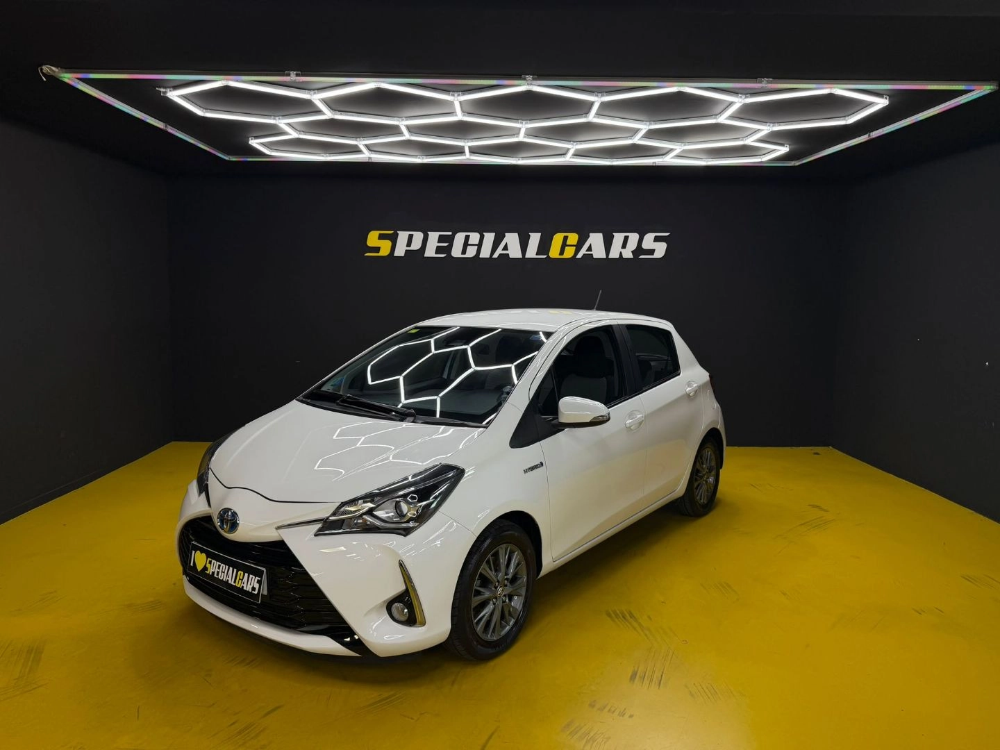 Toyota Yaris 1.5 100H Active Tech 2018 Híbrido Blanco - Vista principal